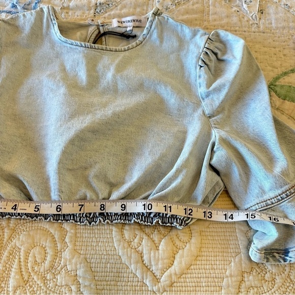 NWT WeWoreWhat cropped denim top ruffle peasant sleeve crop blouse women’s small - Picture 4 of 8